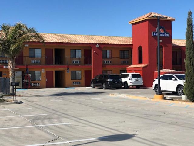 California Inn Hotel And Suites Adelanto Us 395 מראה חיצוני תמונה